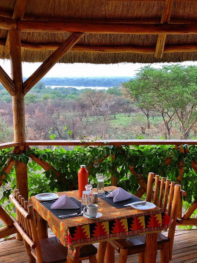Murchison Falls Bamboo Village Paraa 외부 사진