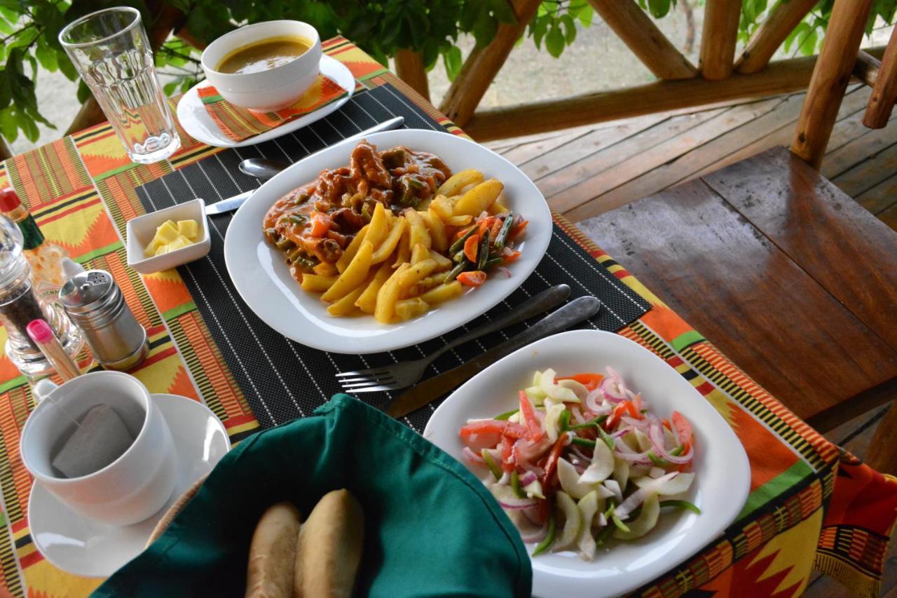 Murchison Falls Bamboo Village Paraa 외부 사진