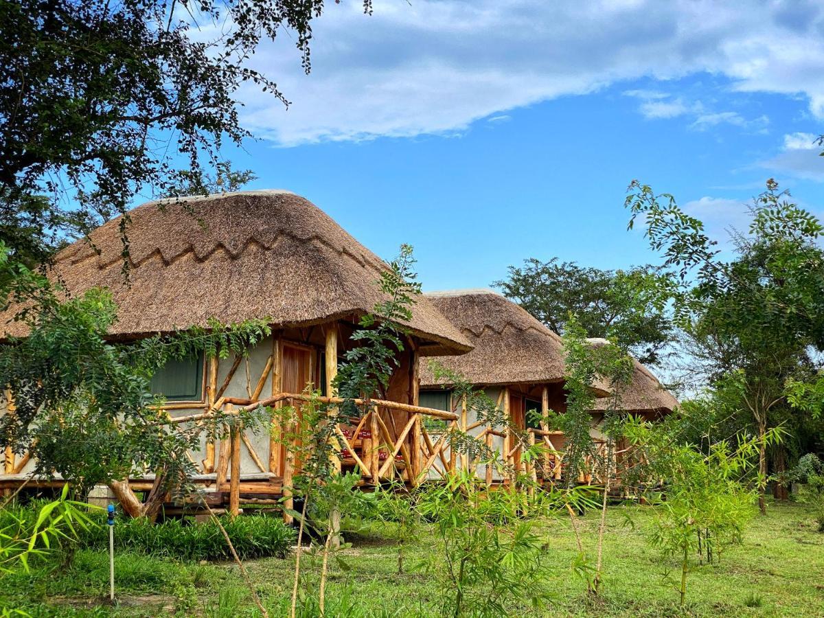 Murchison Falls Bamboo Village Paraa 외부 사진